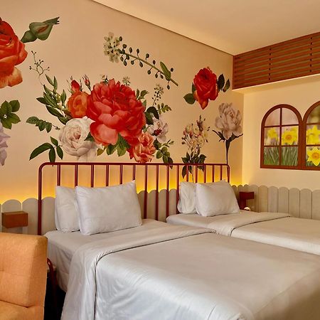 Hemangini Hotel Bandung Exterior photo
