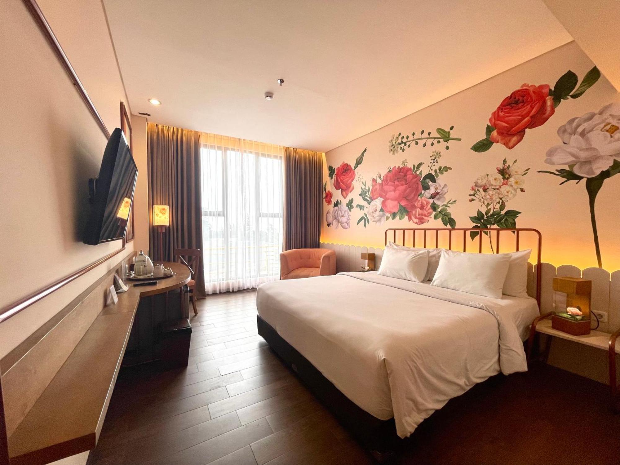 Hemangini Hotel Bandung Exterior photo
