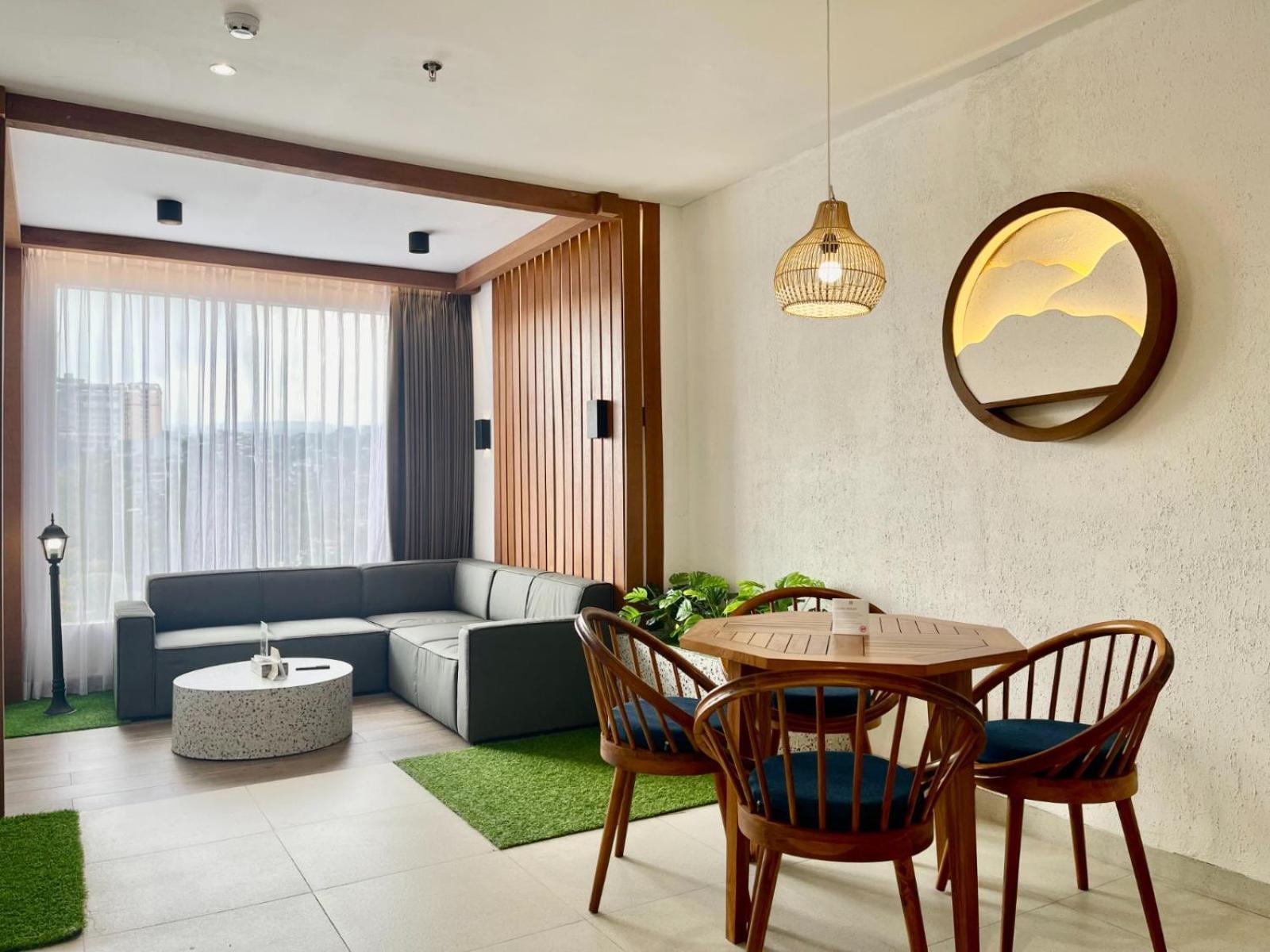 Hemangini Hotel Bandung Exterior photo
